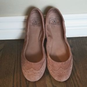 Ballet flats